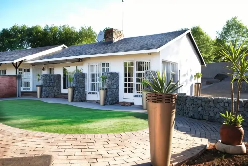 B and B Sandton - Bed and Breakfasts