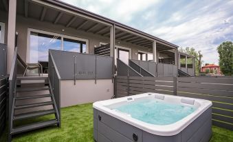Aurora ApartHotel