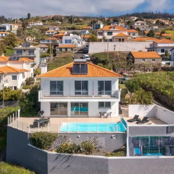 Villa Eldomar 61 in Estreito da Calheta