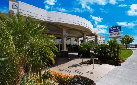 LHotelQuébec Отели рядом с Аэропорт Квебек