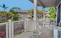 Spacious Lanai and Peek-a-Boo Ocean Views - Exquisite Vacation Oasis