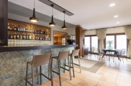 ホテル アルタ モンターニャ