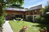 マドレーヌ & コンファニー Ancien couvent de la Baumette周辺のホテル