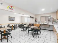 Super 8 by Wyndham Ogallala オガラーラのホテル