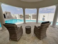 Lagoon Suites Guesthouse CC - Pools