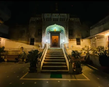 Hotel Radhika Haveli, Mandawa Hotels in Mandawa
