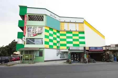 OYO 473 Ranchotel Drive-IN