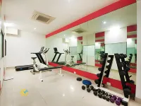 Hotel Blue Neck Hudda City Centre Fortis Hospital