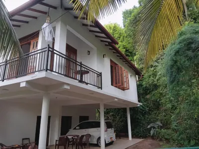 Jungle Village Homestay Hoteles en 