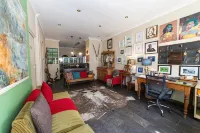 Khayamanzi Guesthouse