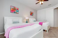 Spacious 3Bd/2ba Home with Balcony - Close to Universal and Convention Center! 3vc305