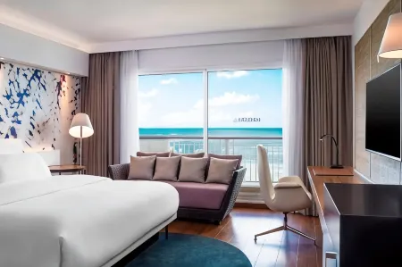 Le Méridien Noumea Resort & Spa Отели рядом с достопримечательностью «Ило Канар»