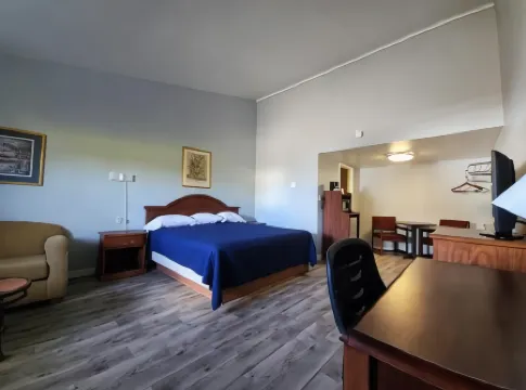 Welcome Inn and Suites