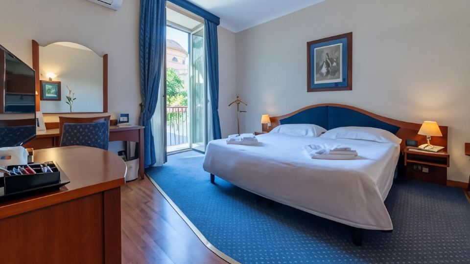 Massimo Plaza Hotel