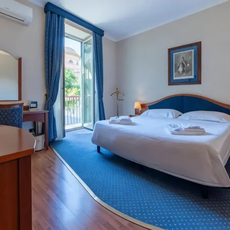 Massimo Plaza Hotel