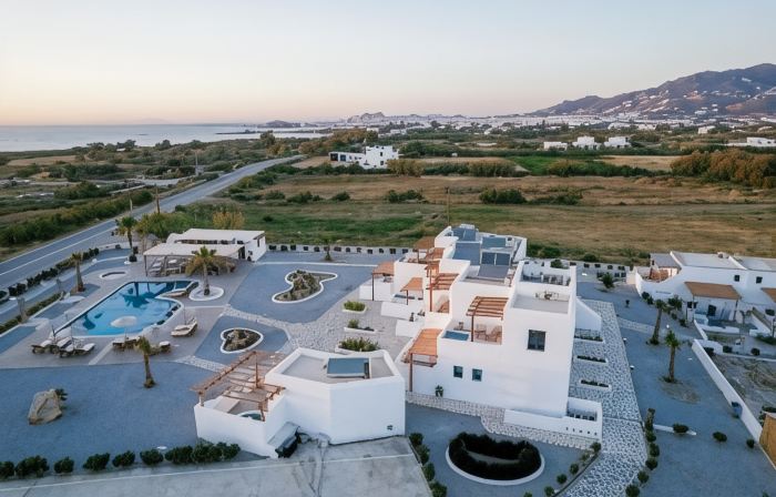 Naxos Finest Hotel & Villas