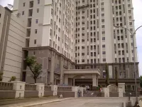 Nice and Homey 1Br at Maple Park Sunter Apartment Hotels in Tanjung Priok