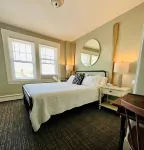 Gifford House Hotels in Provincetown