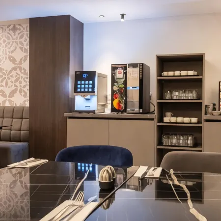 Alavits Hotel by ST Hotels