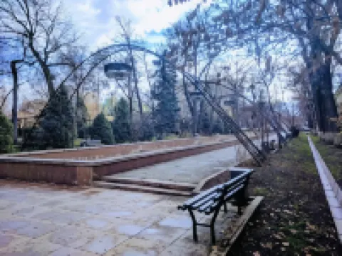 阿拉木圖歌劇院公寓酒店