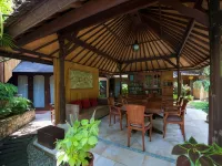 Pondok Agung Bed & Breakfast Hoteles cerca de Puerto de Benoa