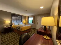 Jolly Roger Inn & Resort Hotels in Parry Sound