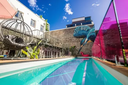 Brisbane Quarters Отели рядом с достопримечательностью «The Old Windmill»