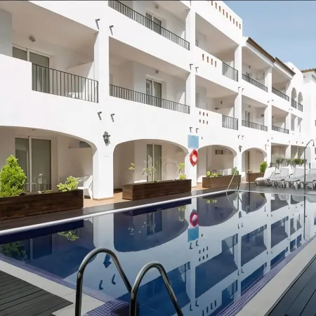 Hotel Puerto Mar