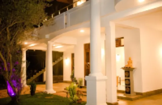 セレーン ヴィラ エアポート トランジット