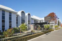 Pavilions Hotel โรงแรมใน