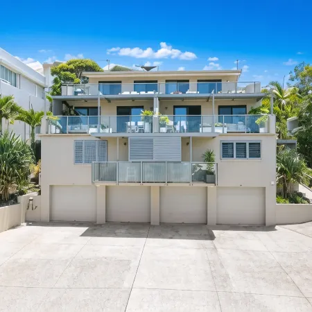 Crystal Shores Sunshine Beach