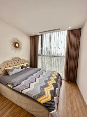 Vincom Plaza Vinhomes Sky Lake Pham Hung My Dinh