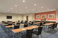 Home2 Suites by Hilton - Leavenworth Downtown Hotels in Lansing