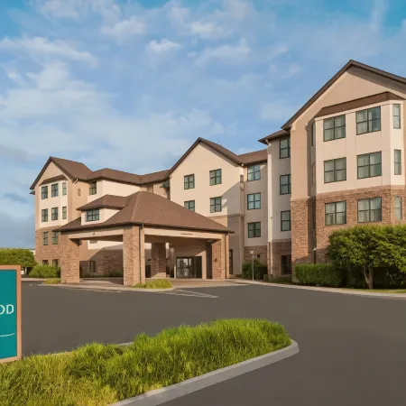 Homewood Suites by Hilton Carle Place - Garden City