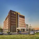 希爾頓歡朋套房飯店-多倫多布蘭普頓 Pearson Convention Center附近的飯店