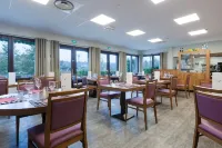 Comfort Hotel Etampes - Parking