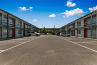 Comfort Inn Traralgon - Bãi đậu xe