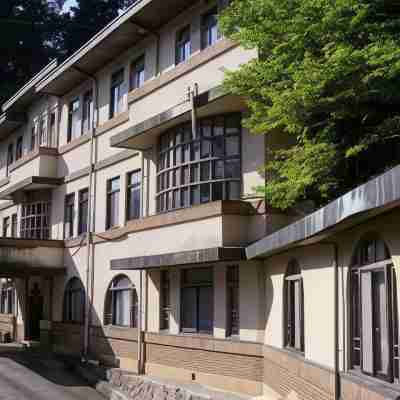 明賀屋本館 Hotel Exterior