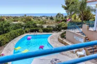 Exceptional Large Villa, Free Heated Pool 1 Nov - 15 Jan, Privacy,Prime Location - 4-Star