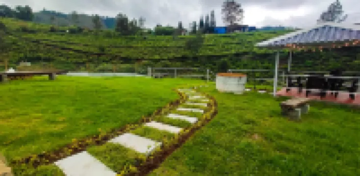 Cloud & Mist Inn-Stay with Mountain Views in Kotagiri, Near Ooty