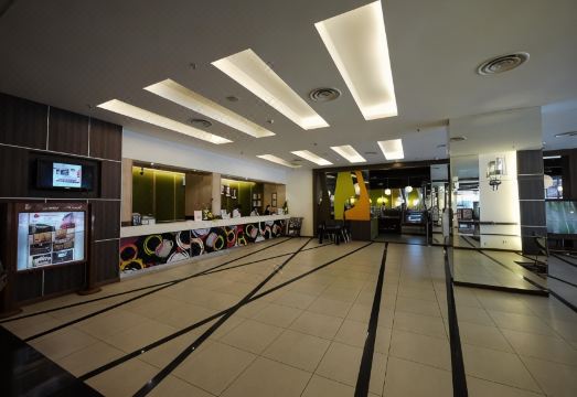 Premier Hotel Sibu Over view