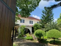 HD Garden Villa Hotels in Sijuk