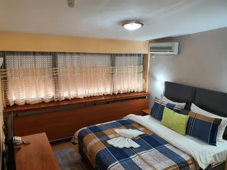 Hotel Square Macedonia