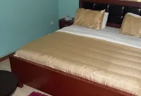 Dublina Hotels - Guest Room - balcony