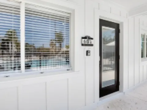 鵜鶘島帖子 佈雷登頓海灘酒店