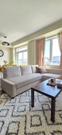 Modern New 3Bed Home | 10 Mins to Niagra Falls