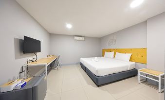 Fine Bed Hotel
