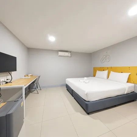 Fine Bed Hotel