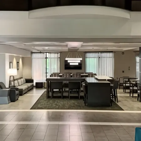 Comfort Inn & Suites Columbus North