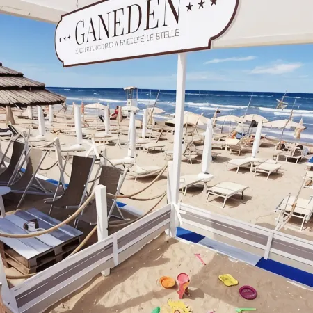 Hotel Caravel